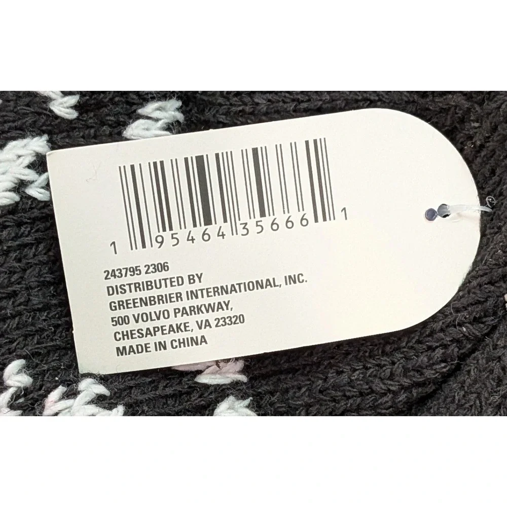 Juncture Beanie Hat Unisex One Size Black New Snowflake Fleece Lined Pom Pom